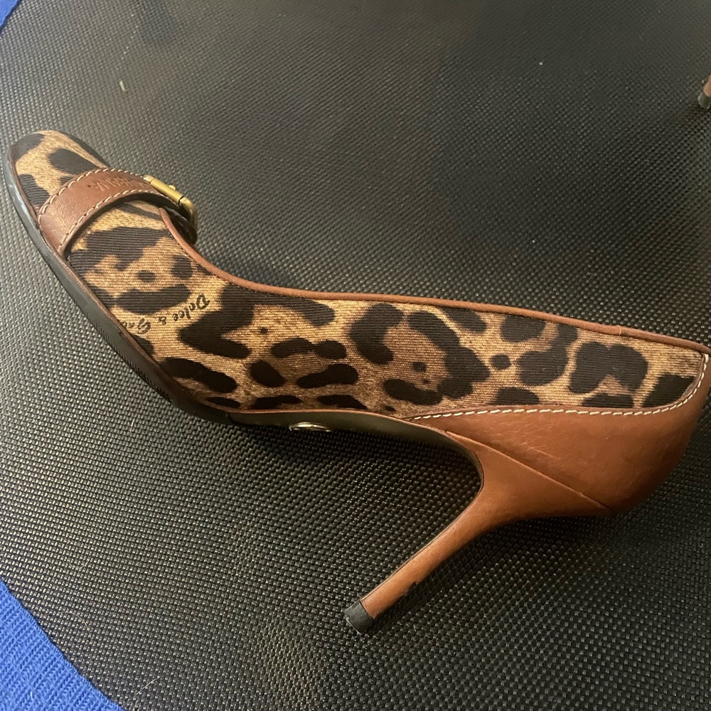 Beautiful DG pumps.